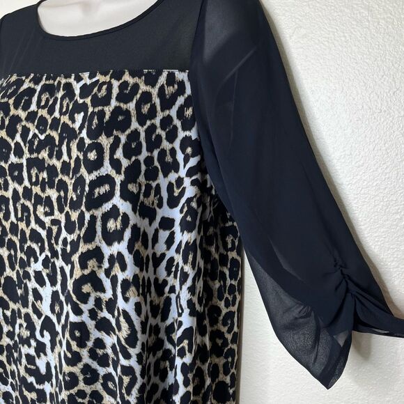 Vince Camuto Leopard Print Black Chiffon Asymmetric Hem Top Women Size Medium - Picture 5 of 11